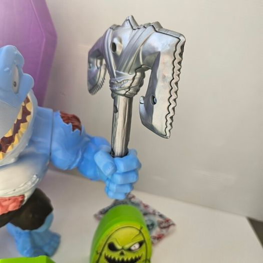 Zuru Smashers Mega Horror House Blood Shark interactive figure with coffin weapon and mini monsters