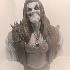 Lobo Bust