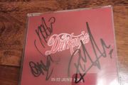 The Darkness: Is It Just Me? (Autographed) - Promo CD 2006