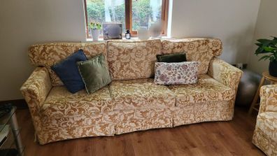 2 & 3 Seater Matching Sofas Country Cottage Style