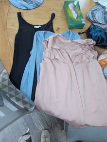 Maternity tops for free collection