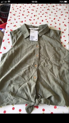 Girls BNWT shirt age 10/11