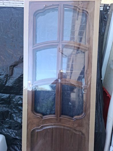 Deanta door /solid walnut