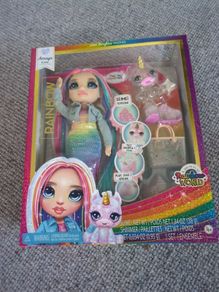 Rainbow High Amanya Raine