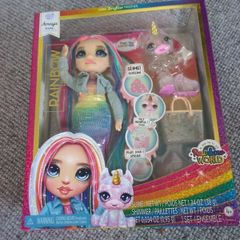 Rainbow High Amanya Raine