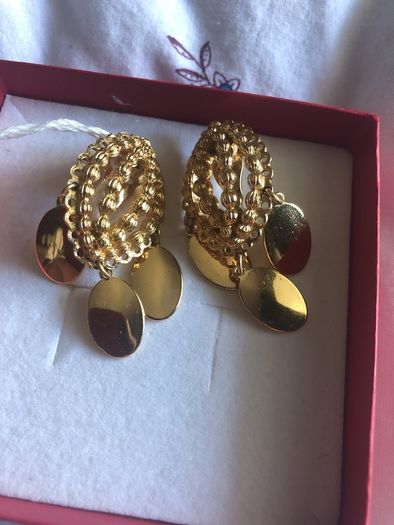 Monet vintage earrings