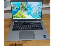 Dell Latitude 5330 Laptop | i5 (12th gen) | 16GB | 256GB | 14" FHD