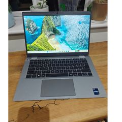 Dell Latitude 5330 Laptop | i5 (12th gen) | 16GB | 256GB | 14" FHD