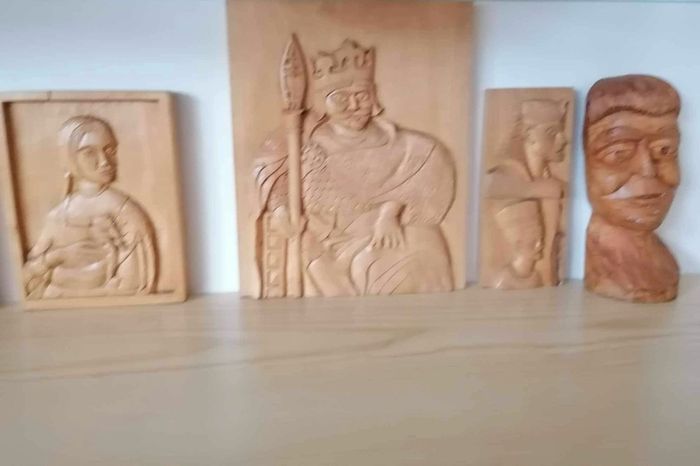 Hand made craft Carved Wooden Sculpture
