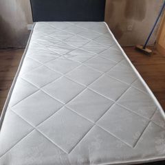 single bed