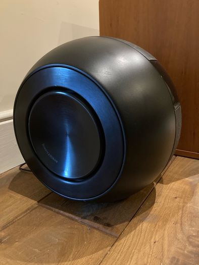 Bowers and Wilkins PV1D
