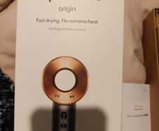 dyson supersonic hair dryer NEW