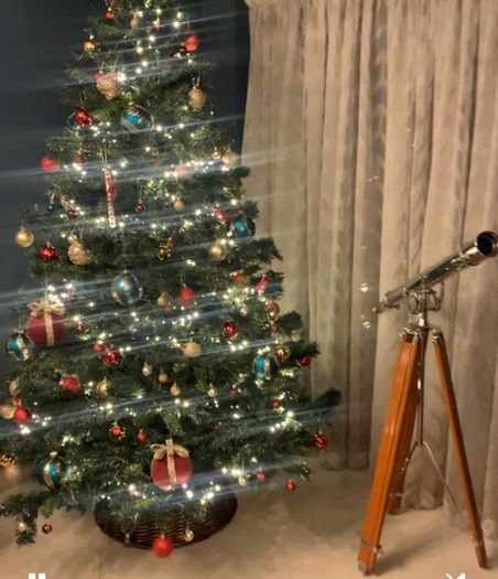 Floor standing telescope