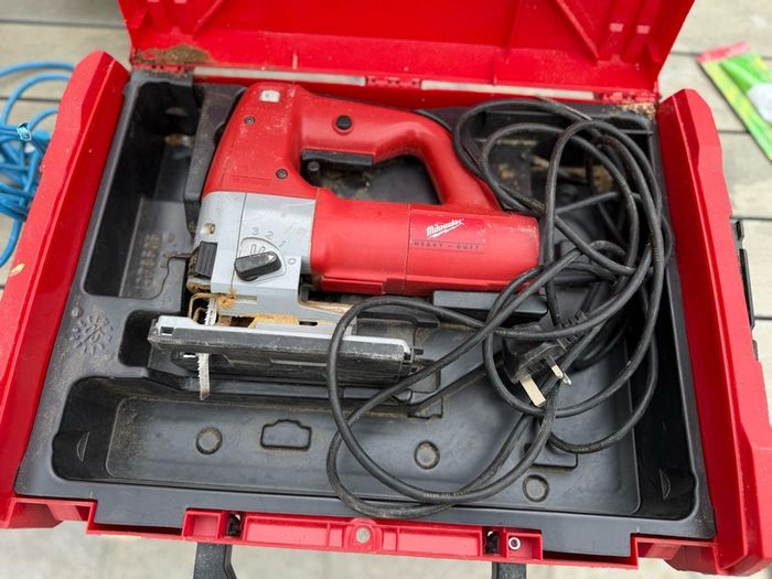 Milwaukee Jigsaw 220 volt