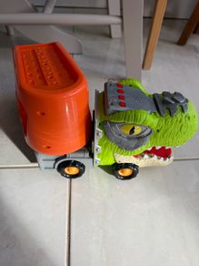 Big Steps Dinosaur Hauler Truck