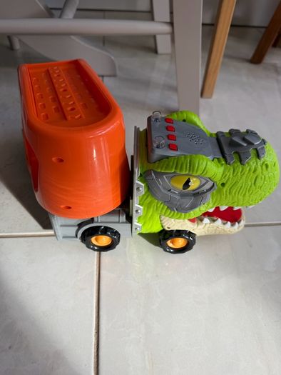 Big Steps Dinosaur Hauler Truck
