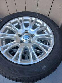 Genuine 16" ford focus Alloys