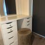 dressing table/Vanity Image 2