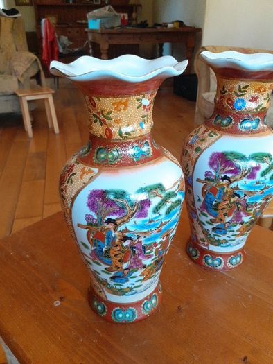 Chinese Vases.