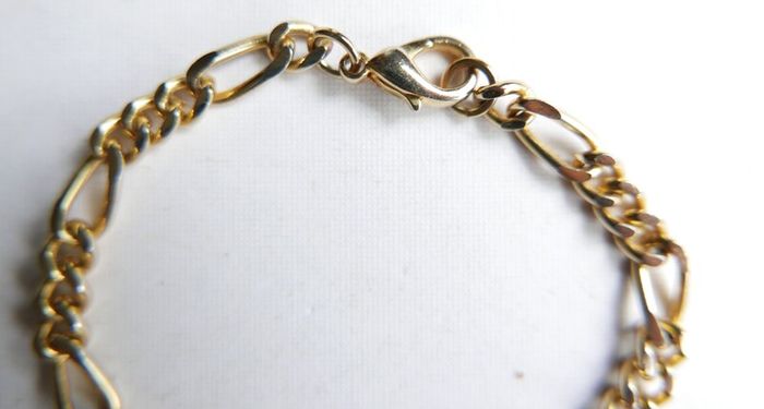 Vintage Retro Gold Plated T Bar Curb Chain Bracelet