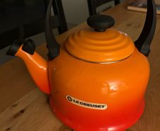 Le Creuset Stove Top Kettle