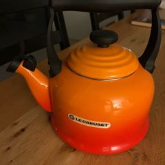 Le Creuset Stove Top Kettle