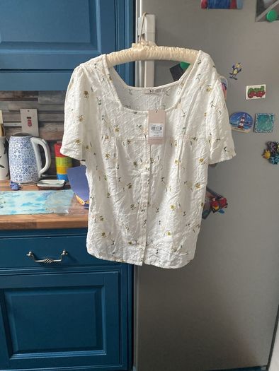 ladies short sleeve top