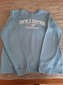 Hollister Sweatshirt