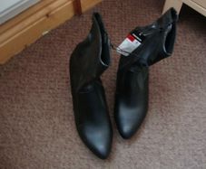 Black Boots with Mid Heel - Size 5