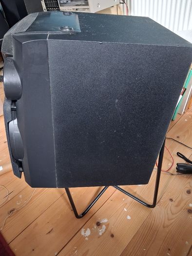 sharp large powerful speakers and stands
