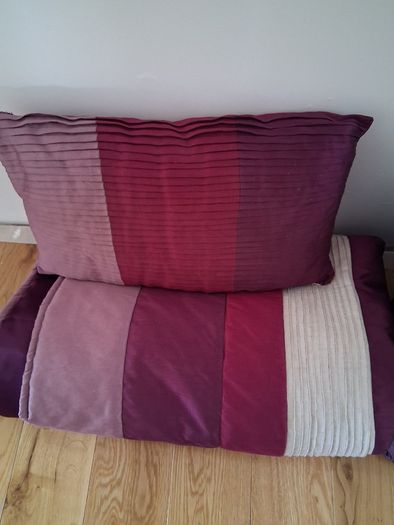 Bed Throws & Cushions