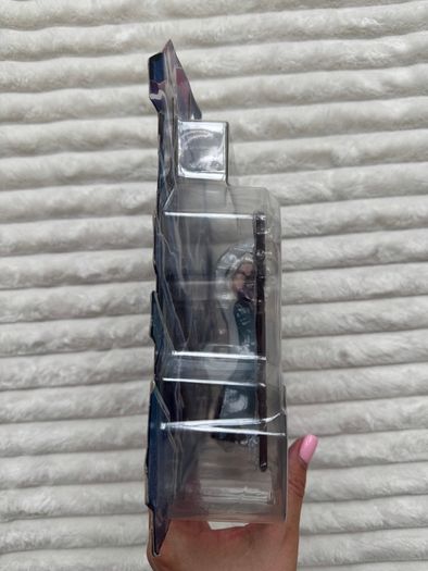 Mattel He-Man and The Masters of the Universe Power Attack Evil-Lyn new Damaged box Please look at the pictures