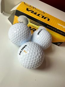 Wilson Ultra Golf balls