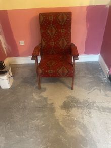 Arm chair