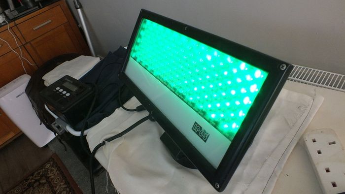 LED Wall Washer.