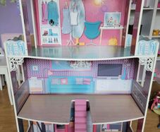 dollhouse