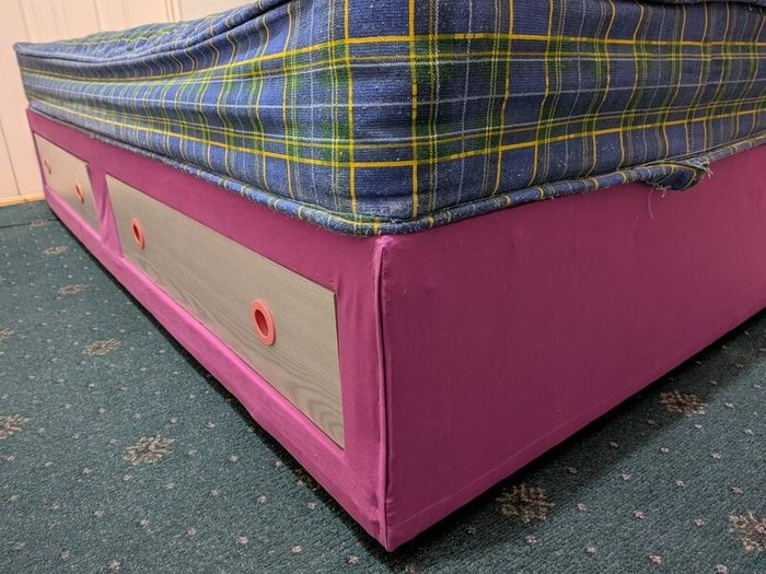 Single Bed