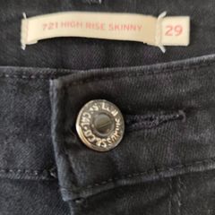 Levi's 721 high rise size 29