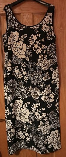 Ladies Linen Kaliko dress Size 16 in as new condition