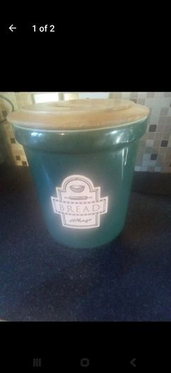 Bread bin