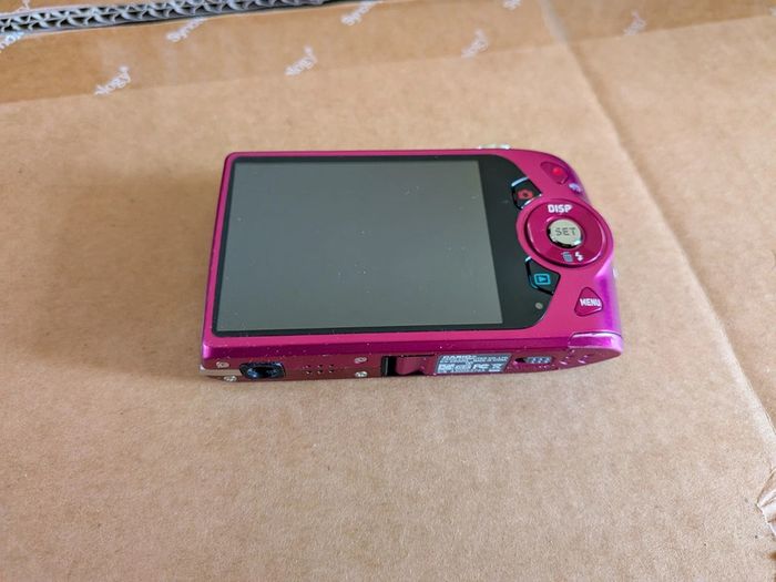 Casio Exilim EX-Z2000 Digital Camera