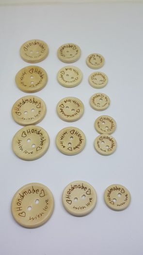 Wooden Handmade with Love Natural Buttons 15mm 20mm 25mm
