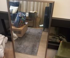 EZ Living mirror, great condition. D18