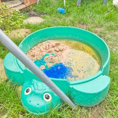 Sand pit kids