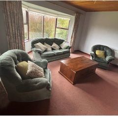 sitting room suite