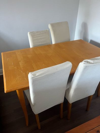 Dining Table and 4 chairs