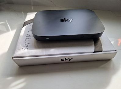 Sky Q Mini Box