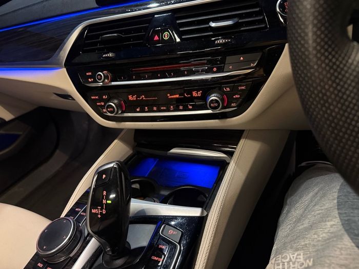 2017 Bmw 5-series