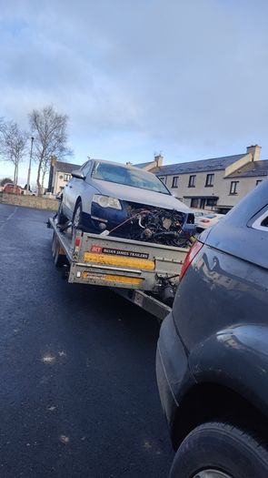 B6 Passats breaking for parts