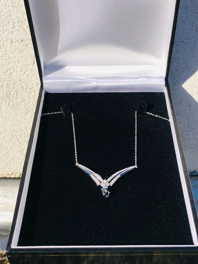 Brand New 9ct White Gold Sapphire & Diamond Necklace